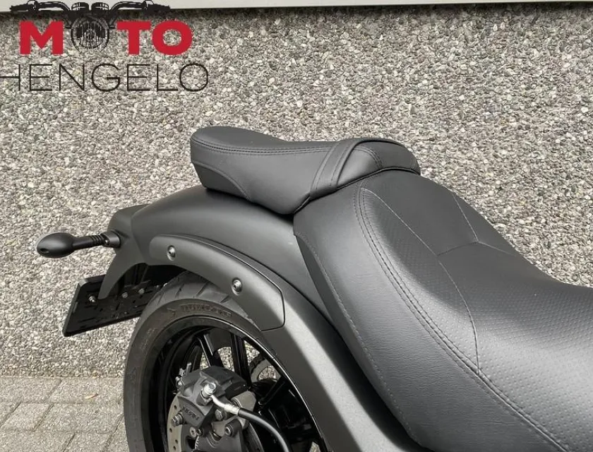 Kawasaki VULCAN S PERFORMANCE