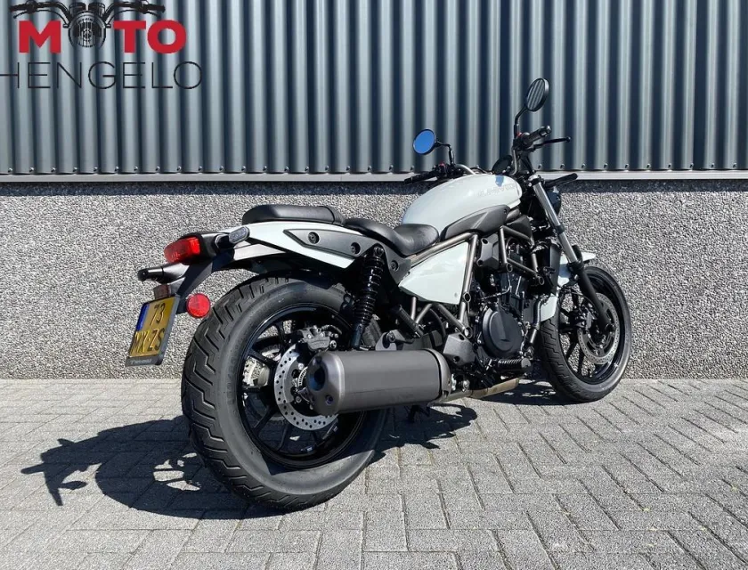 Kawasaki ELIMINATOR 500