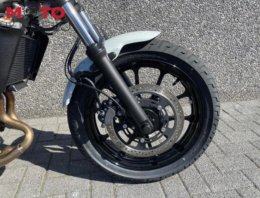 Kawasaki ELIMINATOR 500