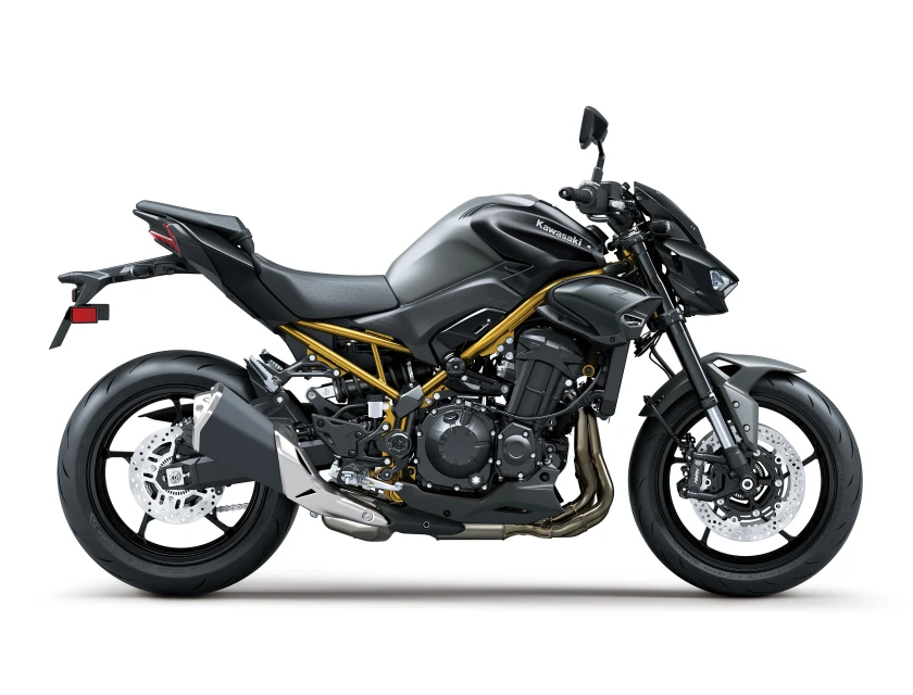 Kawasaki Z900 (70kW) Metallic Matte Graphenesteel Gray / Metallic Flat Spark Blackark Black / Candy Lime Green