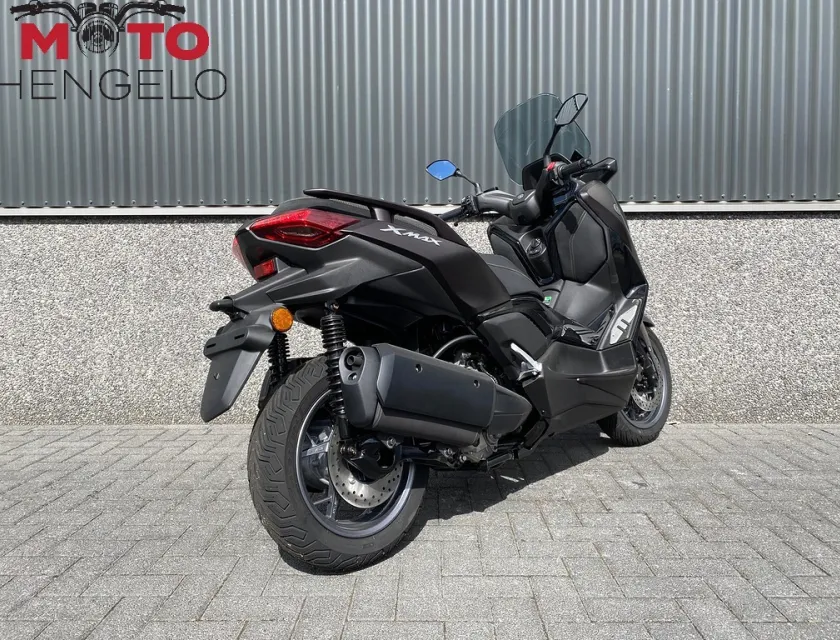 Yamaha X-MAX 300 TECH MAX