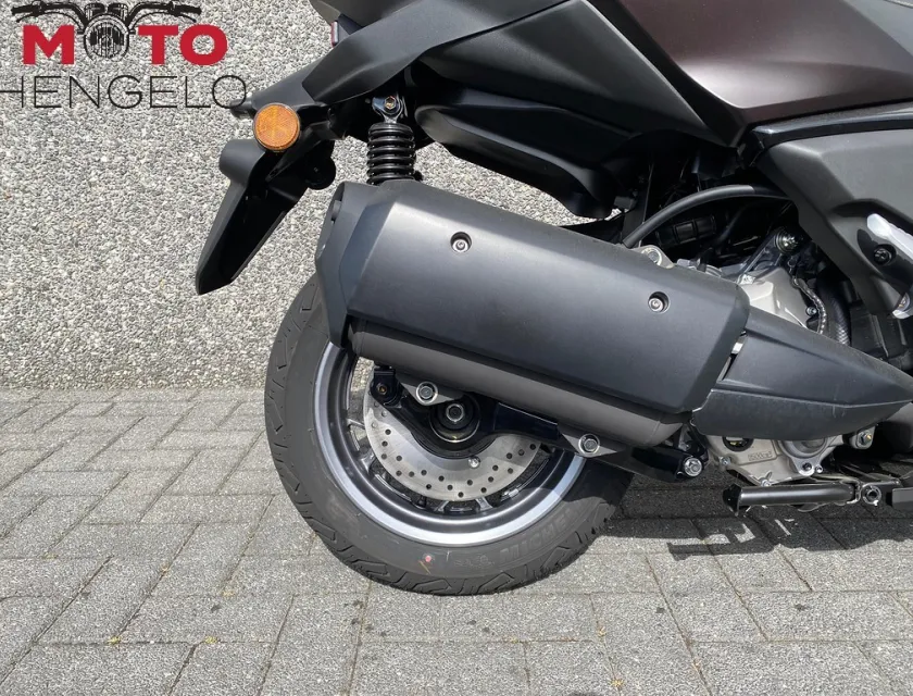 Yamaha X-MAX 300 TECH MAX