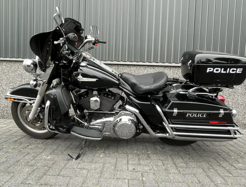 Harley-Davidson FLHR ROAD KING POLICE