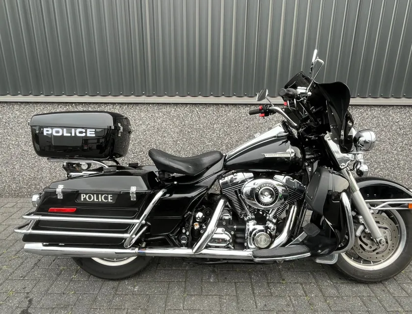 Harley-Davidson FLHR ROAD KING POLICE