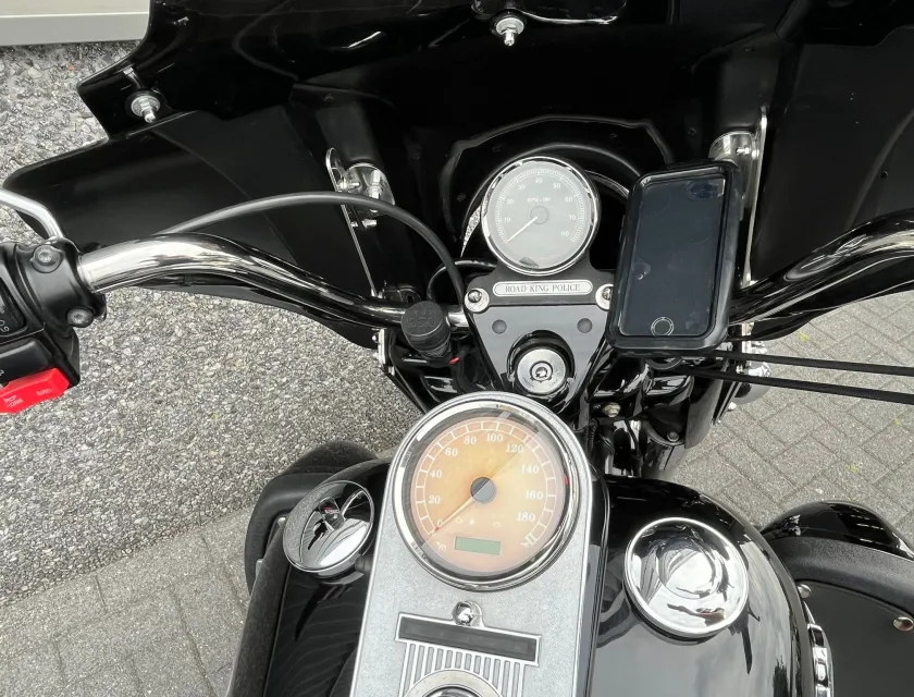 Harley-Davidson FLHR ROAD KING POLICE