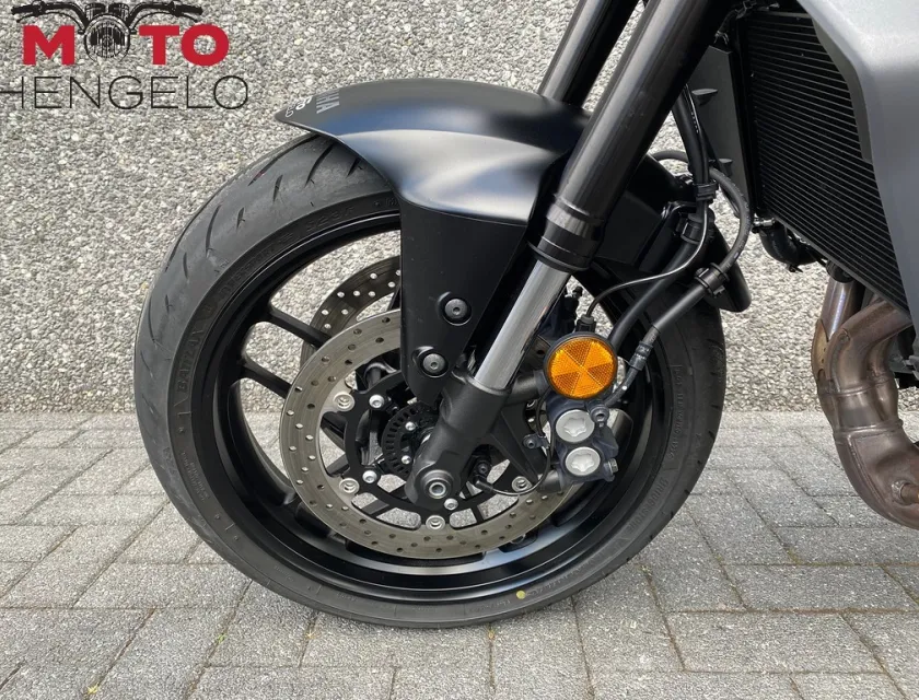 Yamaha MT-09 Y-AMT