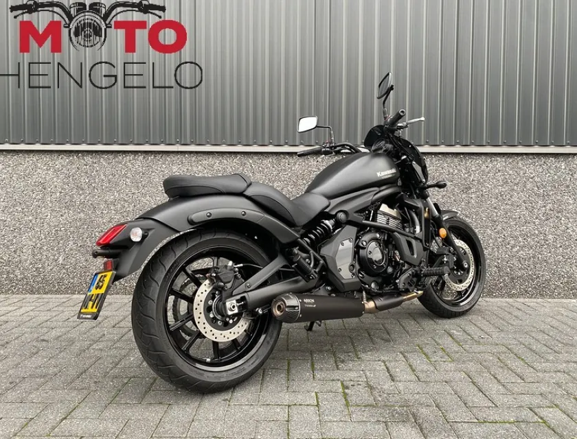 Kawasaki VULCAN S PERFORMANCE