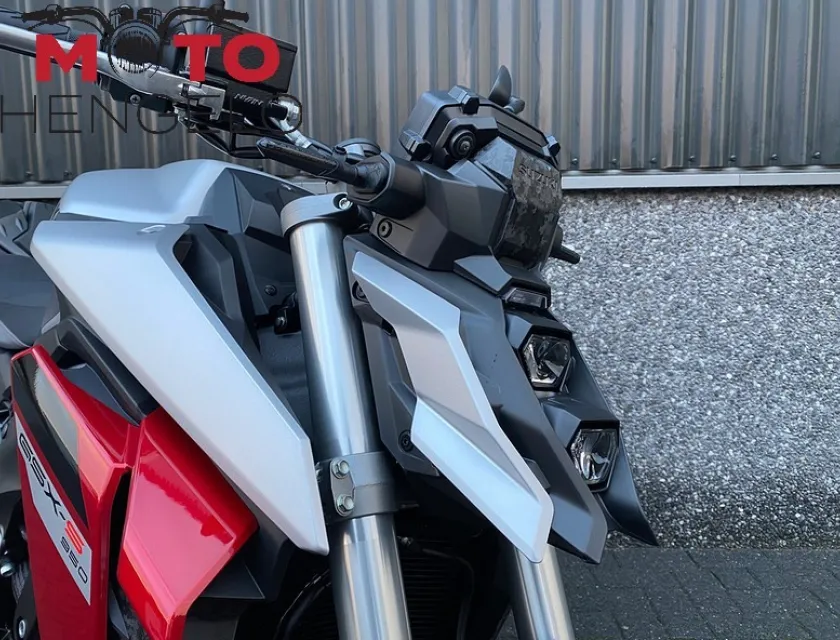 Suzuki GSX-S950