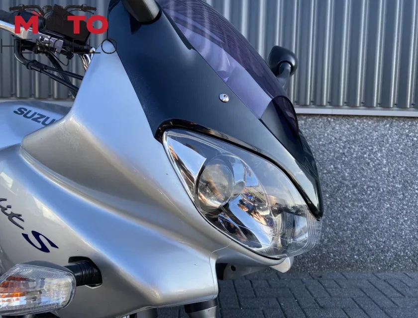 Suzuki GSF600 BANDIT S