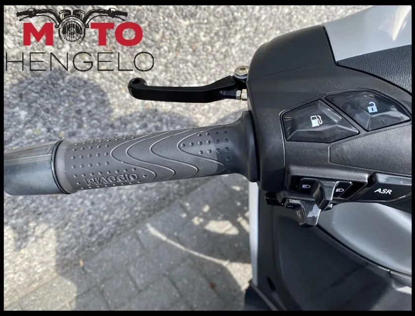 Piaggio BEVERLY 400 HPE