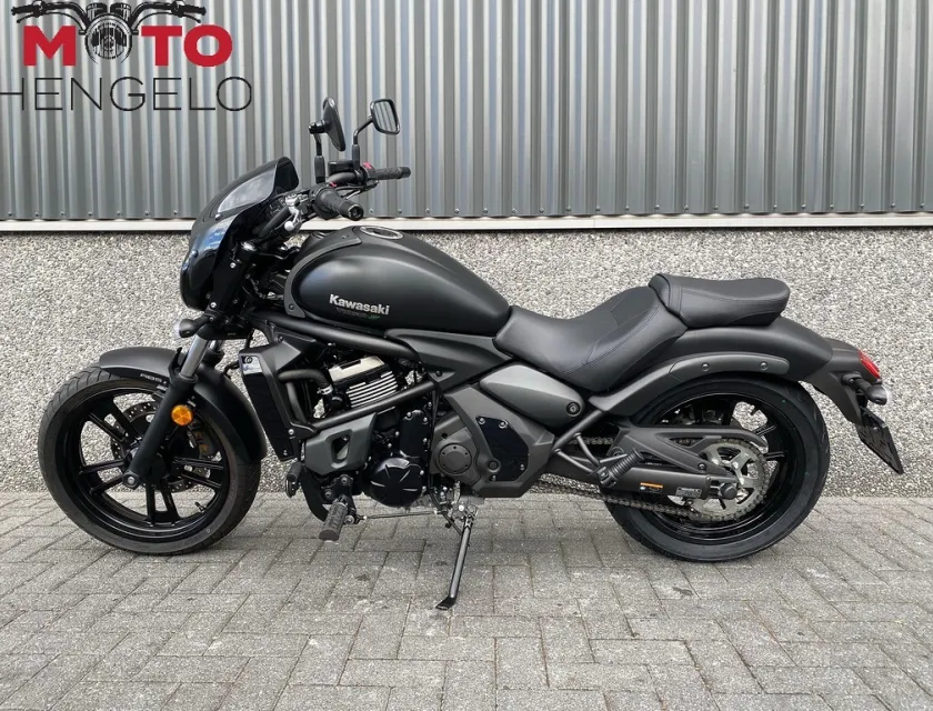 Kawasaki VULCAN S PERFORMANCE