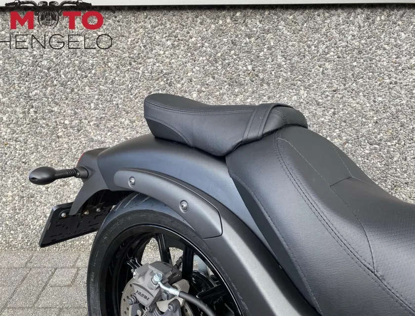 Kawasaki VULCAN S PERFORMANCE