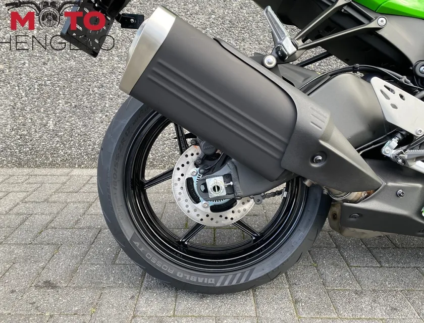 Kawasaki NINJA ZX-6R