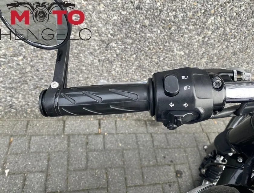 Triumph BONNEVILLE T100