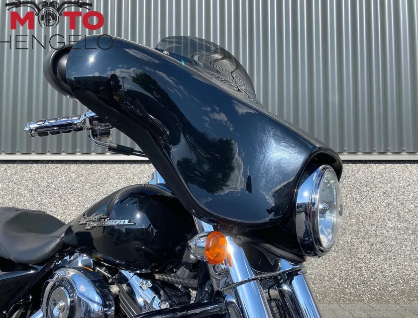 Harley-Davidson FLHX STREET GLIDE