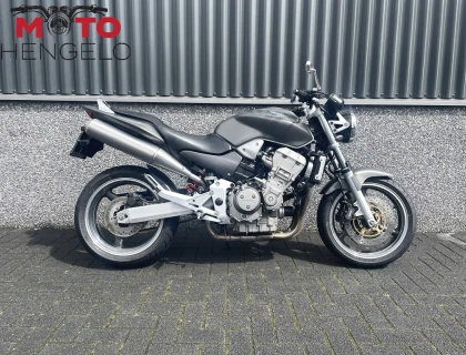 Honda CB 900 F HORNET